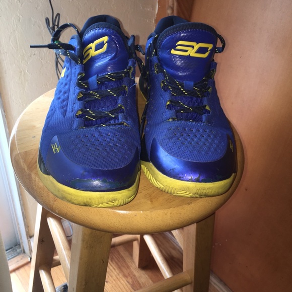 Under Armour Curry 1 Low Size 9.5 - Picture 2 of 3
